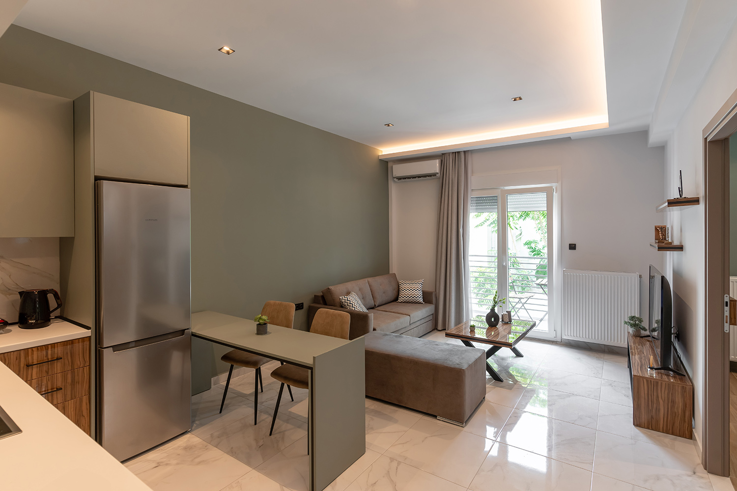 DSC01905-Enhanced-NR